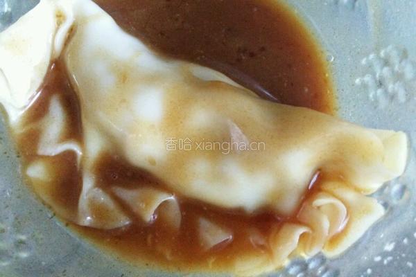 香菇肉馅饺子的做法图解3