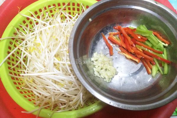 素炒绿豆芽的做法图解2