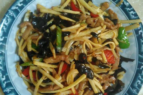 茭白炒肉丝木耳的做法图解6