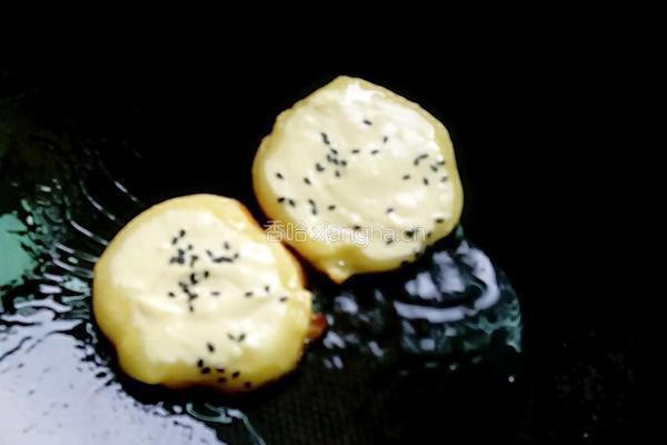 玉米面饼的做法图解3