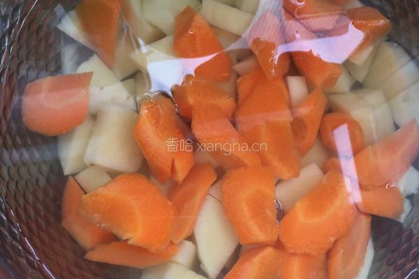 咖喱猪肉饭的做法图解1