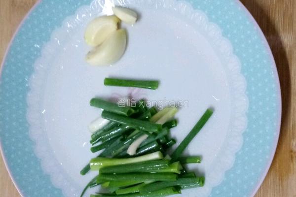 豆芽炒粉丝的做法图解3