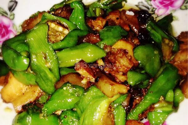青椒回锅肉的做法图解3