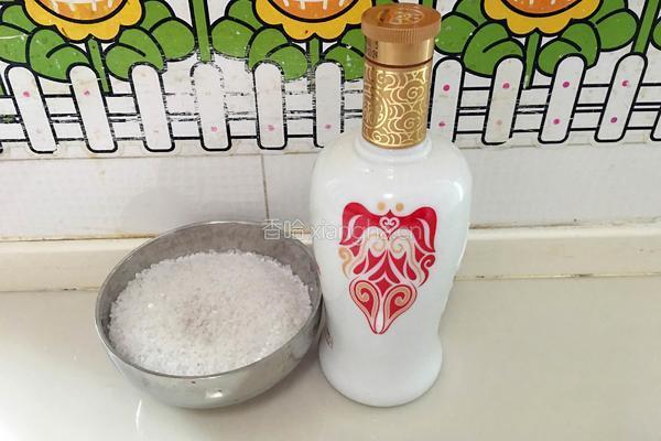 腌制咸鸭蛋的做法图解2
