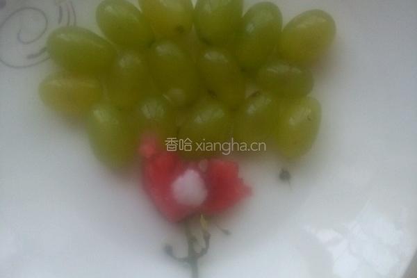 水果摆盘的做法图解3