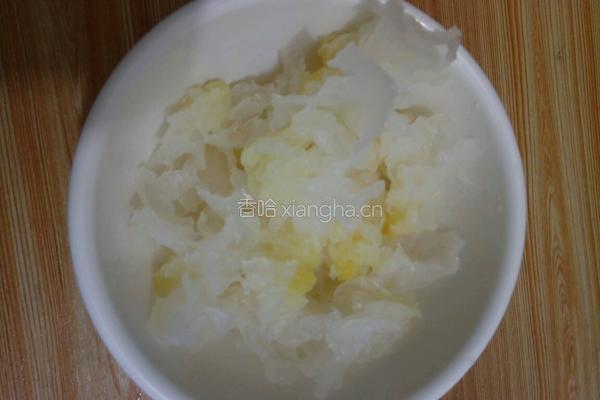 银耳素炒青豆的做法图解11