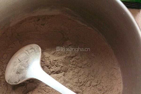龟苓膏的做法图解1