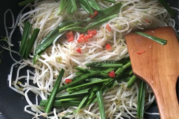 清炒绿豆芽的做法图解6