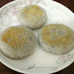 芋头芝麻馅饼的做法[图]