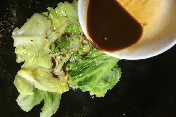 蚝油卷心菜的做法图解8