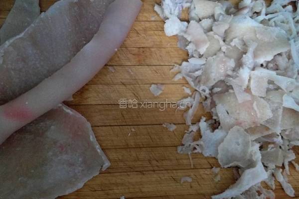 水晶皮冻的做法图解3
