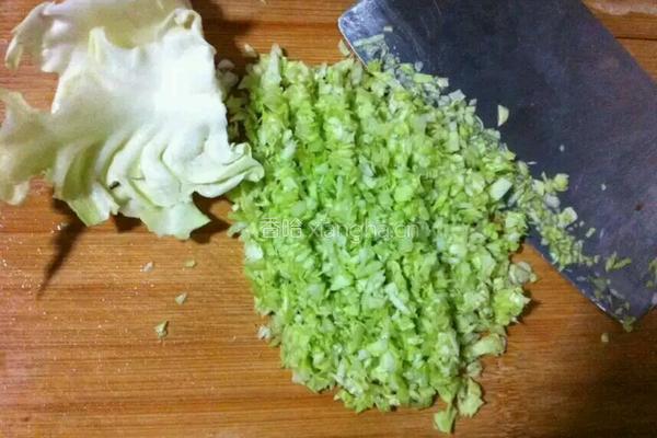 蓝莓酱卷心菜饼的做法图解2