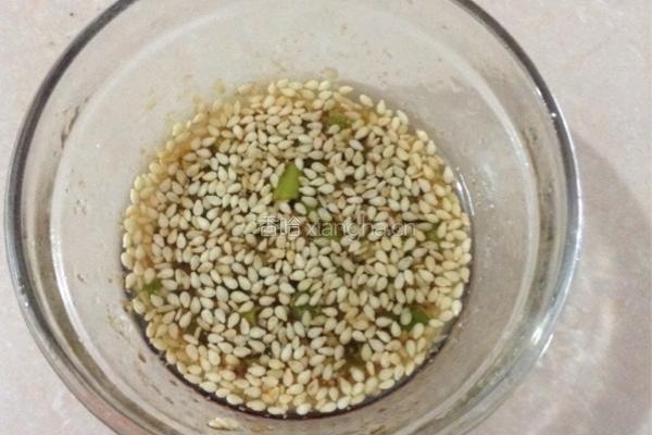 绿豆芽拌鸡丝的做法图解4