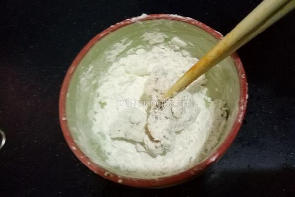脆皮炸鸡的做法图解10