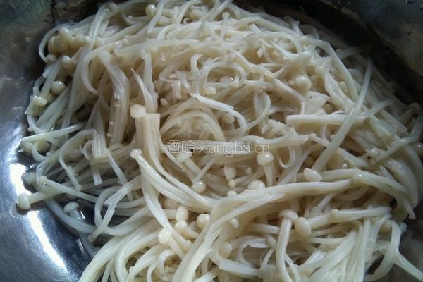 金针菇＃红油金针菇的做法图解4