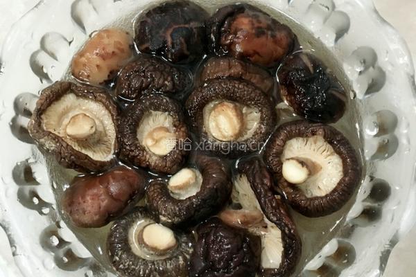 油豆腐糯米饭的做法图解1