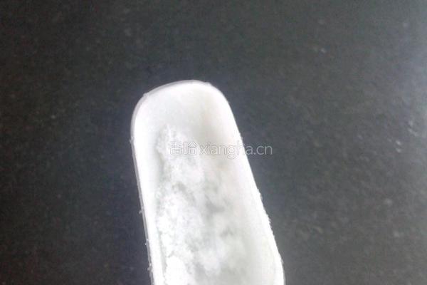 皮蛋凉拌豆腐的做法图解5
