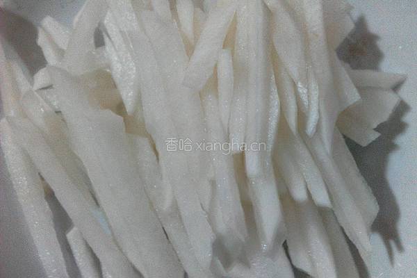 紫菜白萝卜汤的做法图解2