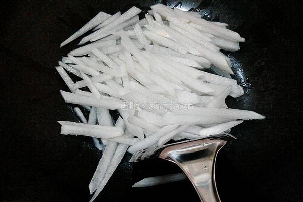 紫菜白萝卜汤的做法图解4