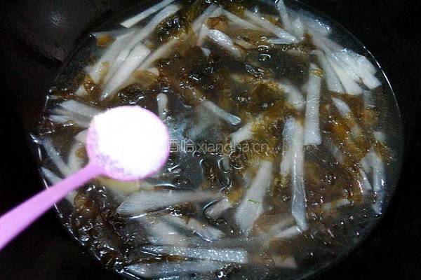 紫菜白萝卜汤的做法图解7