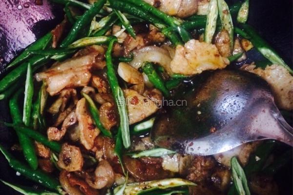 青椒回锅肉的做法图解12