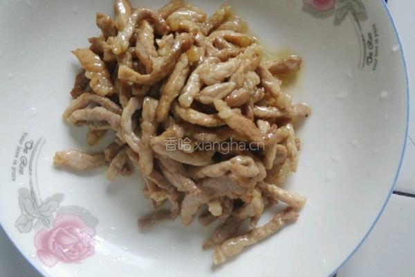 红椒炒肉的做法图解5