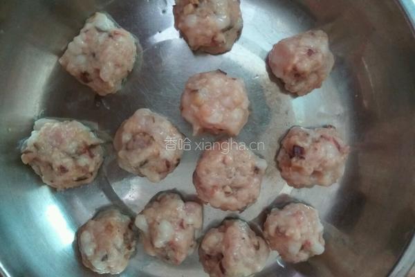 糖醋肉丸子的做法图解4
