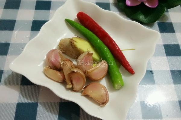 鲜猪肉蒸毛豆的做法图解4