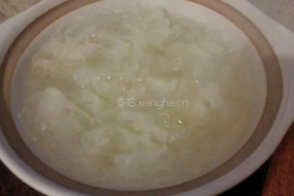 雪梨银耳薏米羹的做法图解4