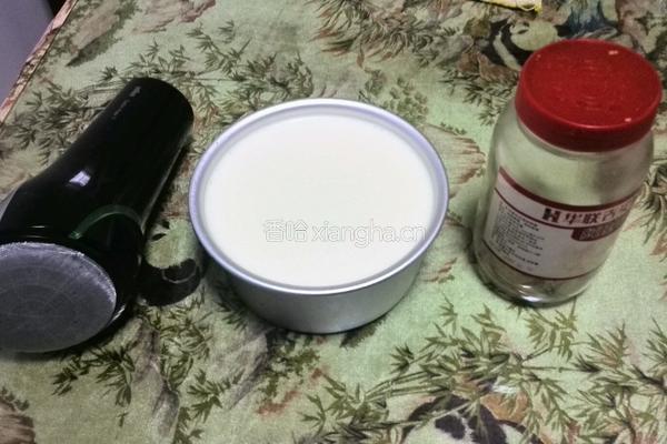 酸奶慕斯蛋糕的做法图解12