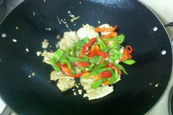 彩椒炒肉卷的做法图解7