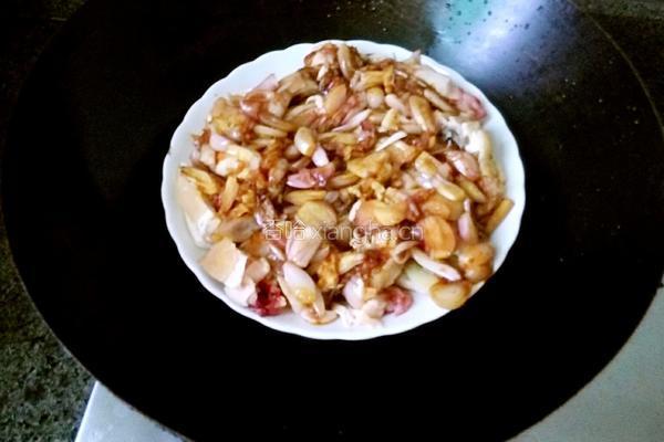 红葱头蒸鸡的做法图解9