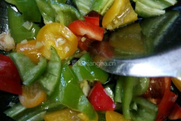 彩椒麻花肉片的做法图解4