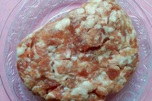 芹菜猪肉包子的做法图解1