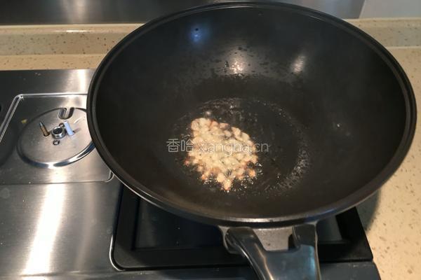 卷心菜炒面的做法图解3