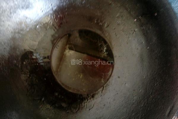 虾仁炒紫甘蓝的做法图解4