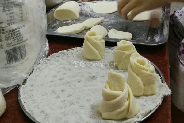 玫瑰馒头的做法图解2