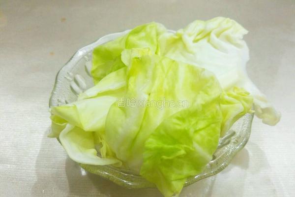 卷心菜鸡蛋饼的做法图解1