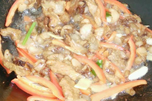 彩椒芹菜炒肉的做法图解3