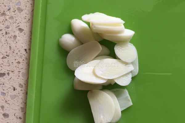 卷心菜炖血豆腐的做法图解3
