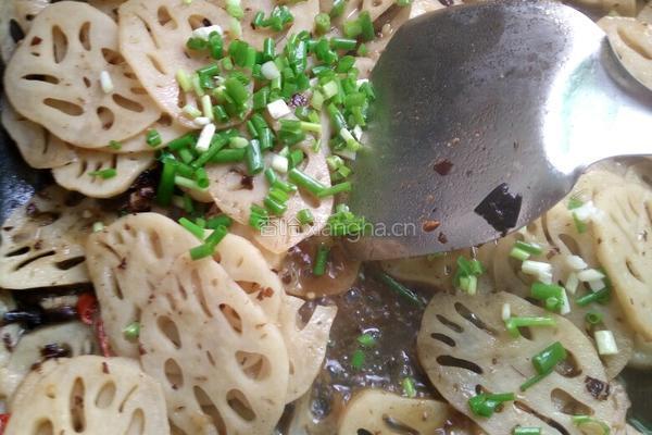豆鼓炒莲藕的做法图解7