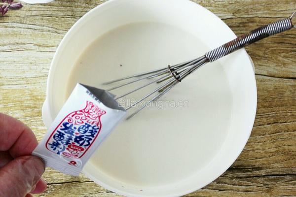 自制蓝莓酸奶的做法图解5