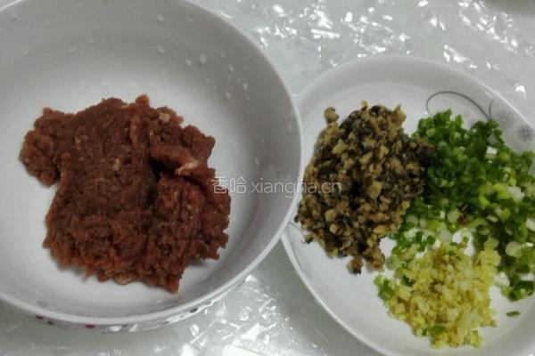 白萝卜酿肉的做法图解3