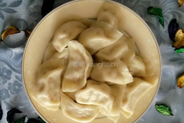 卷心菜胡萝卜猪肉水饺的做法图解15