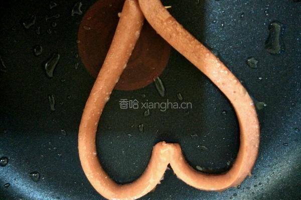 爱心煎蛋的做法图解3