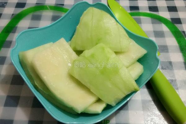 凉拌西瓜皮的做法图解3