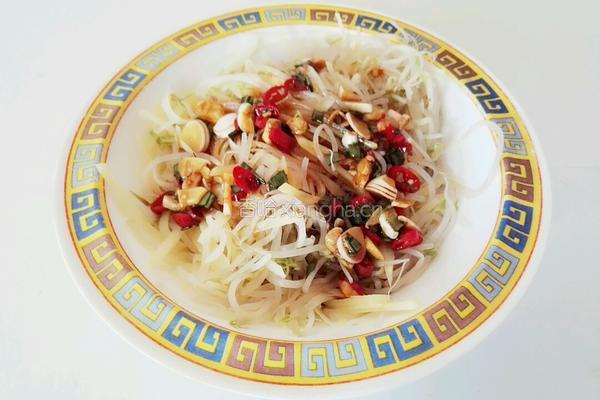 绿豆芽拌土豆丝的做法图解10