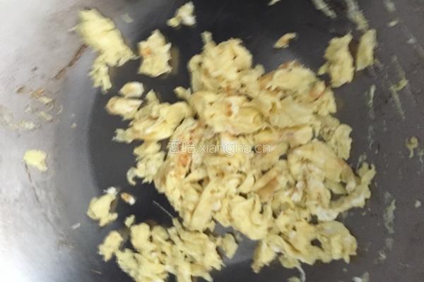 黄瓜鸡蛋饺子的做法图解2