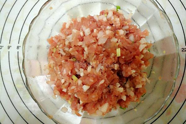 冠顶饺的做法图解1
