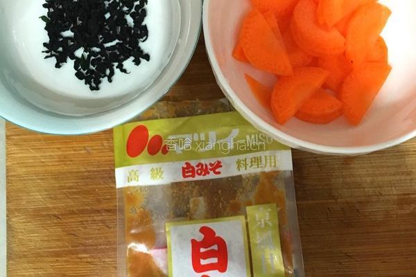 味增汤的做法图解1